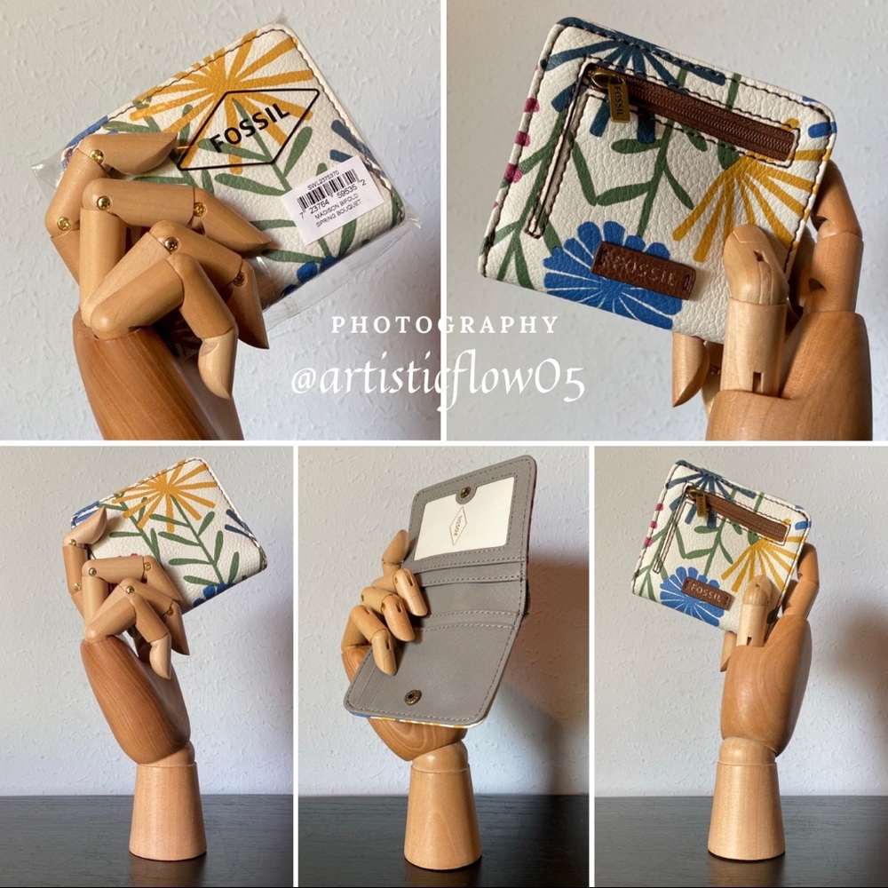 I’m Selling THIS Felicity Purse And Wallet Set! - Picture 7 of 9